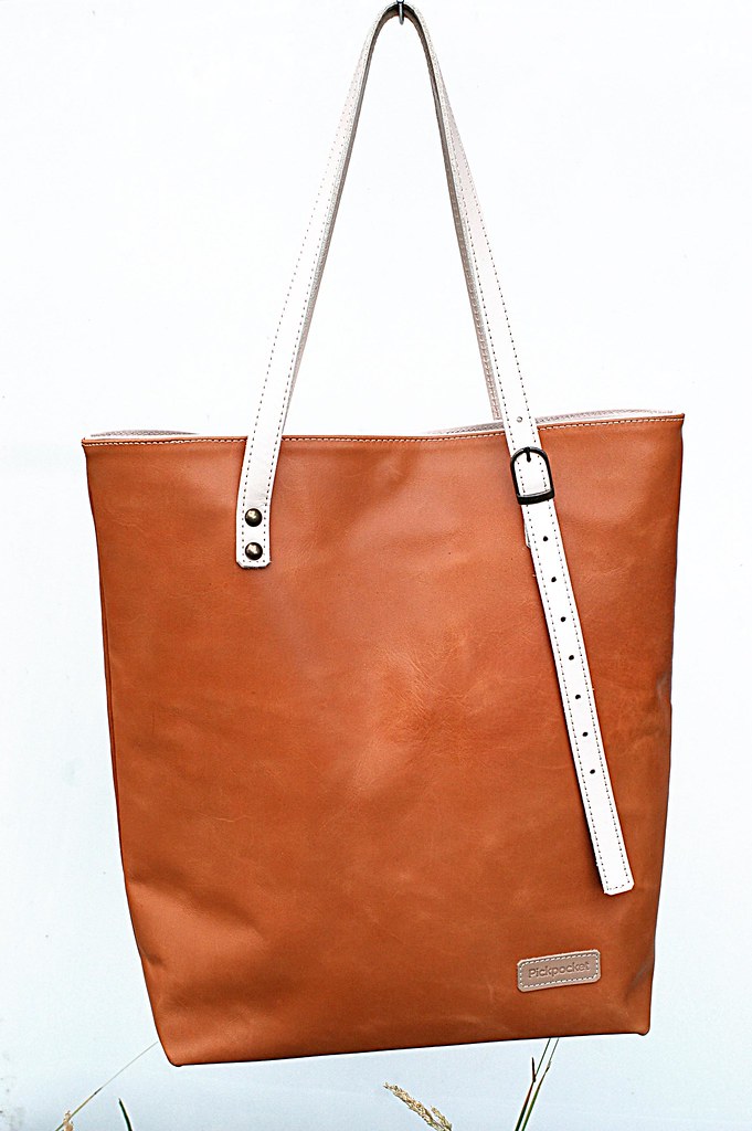 Handmade Indonesian Handbags: How to Buy a Bag With a Story