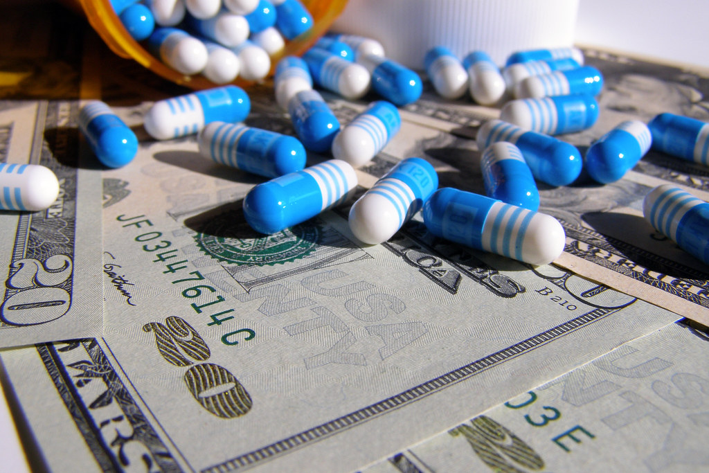 How to Give Your Dog Medicine (Pills and Liquids Without the Fight)