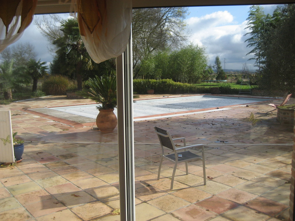 How to Winterize Your Swimming Pool