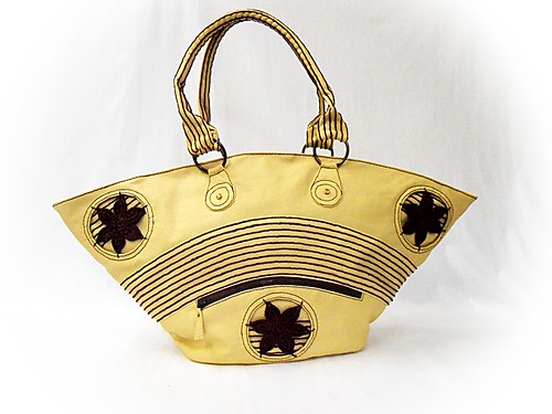 Why Shopping Online Is the Best Way to Find a Handbag No One Else Has